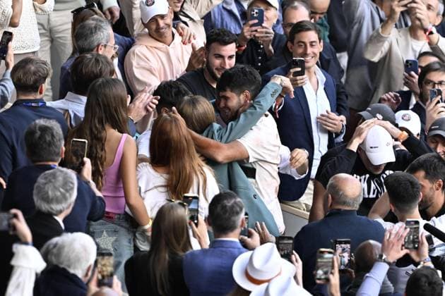 2025 Roland-Garros - Men s Single Final PARIS, FRANCE - JUNE 8: Carlos Alcaraz of Spain celebrates with his team and loved ones in the stands after winning the men s singles final match during the French Open tennis tournament at Roland-Garros in Paris, France on June 8, 2025. Burak Akbulut Anadolu Paris France. Editorial use only. Please get in touch for any other usage.  Copyright: x2025xAnadoluxBurakxAkbulutx