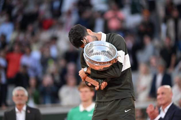 Carlos Alcaraz wins Men’s Singles title at Roland Garros PARIS, FRANCE - JUNE 8: Carlos Alcaraz of Spain celebrates after winning the Men s Single Final match against Jannik Sinner of Italy on the day 15 of French Open tennis tournament on Court Philippe-Chatrier at the Roland-Garros Complex in Paris, France on June 8, 2025. Mustafa Yalcin Anadolu Paris France. Editorial use only. Please get in touch for any other usage.  Copyright: x2025xAnadoluxMustafaxYalcinx