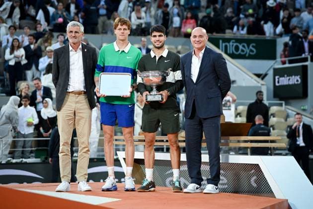Carlos Alcaraz remporte la finale face à Jannik Sinner - Internationaux de tennis de Roland-Garros, Finale Hommes 8 juin - Carlos Alcaraz wins the final against Jannik Sinner in 5 sets - Roland Garros International Championship Men s Final June 8 445687 2025-06-08 Paris France  Copyright: xLionelxGuericolas MPPx STAR_445687_125