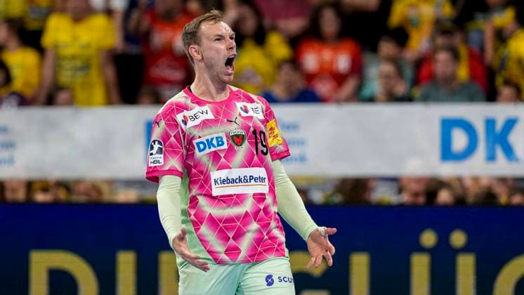 Scorer Mathias Gidsel Füchse, 19 , Füchse Berlin, cheers about a goal, cheer, cheer, goal celebration, celebrate the goal, goal, celebration, cheers about the goal, rejoicing, joy, rejoices, optimistic, positive, game scene, highlight, single picture, single photo, action, action, 08 06 2025, Mannheim Germany , Handball, Bundesliga, Rhein Neckar Löwen Füchse Berlin xozx