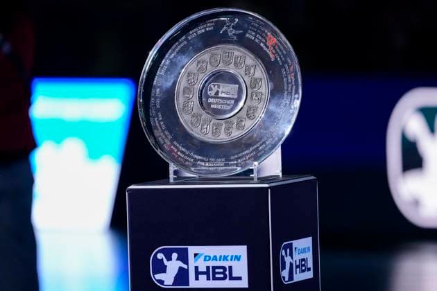 The championship trophy for the German champion, cup, trophy, bowl, cropped image, single image, single photo, action, action, 08 06 2025, Mannheim Germany , Handball, Bundesliga, Rhein Neckar Löwen Füchse Berlin xozx