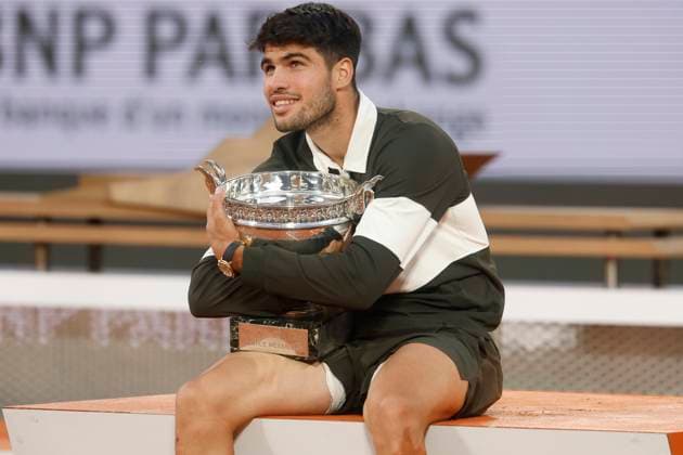 June 8, 2025, Paris, Paris, France: Carlos Alcaraz (ESP) during the trophy ceremony of the tennis Grand Slam of Roland Garros 2025 menÃ¢â‚¬â ¢s final match between Jannik Sinner (ITA) and Carlos Alcaraz (ESP) at Philippe Chatrier central court in Roland Garros Stadium - on June 08 2025.Paris - France Paris France - ZUMAb253 20250608_zsp_b253_177 Copyright: xLoicxBaratouxx