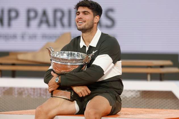June 8, 2025, Paris, Paris, France: Carlos Alcaraz (ESP) during the trophy ceremony of the tennis Grand Slam of Roland Garros 2025 menÃ¢â‚¬â ¢s final match between Jannik Sinner (ITA) and Carlos Alcaraz (ESP) at Philippe Chatrier central court in Roland Garros Stadium - on June 08 2025.Paris - France Paris France - ZUMAb253 20250608_zsp_b253_171 Copyright: xLoicxBaratouxx