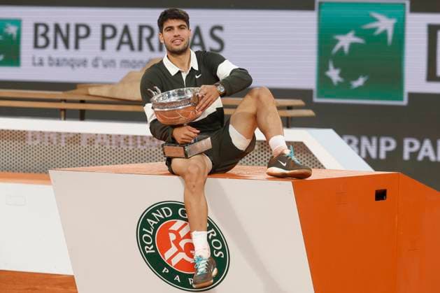 June 8, 2025, Paris, Paris, France: Carlos Alcaraz (ESP) during the trophy ceremony of the tennis Grand Slam of Roland Garros 2025 menÃ¢â‚¬â ¢s final match between Jannik Sinner (ITA) and Carlos Alcaraz (ESP) at Philippe Chatrier central court in Roland Garros Stadium - on June 08 2025.Paris - France Paris France - ZUMAb253 20250608_zsp_b253_175 Copyright: xLoicxBaratouxx