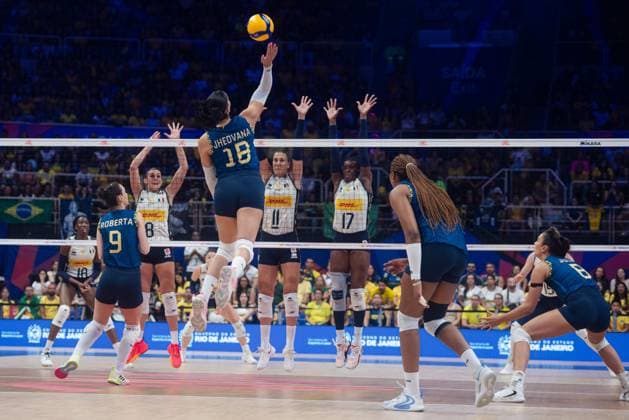 Sport Bilder des Tages Brazil x Italy RIO DE JANEIRO, RJ - 08.06.2025: BRAZIL X ITALY - Italy& 39;s women& 39;s volleyball team beats Brazil and wins 3-0 at Maracanazinho in Rio de Janeiro, RJ, this Sunday (08). (Photo: Letycia Miller Fotoarena) x2751235x  LetyciaxMiller