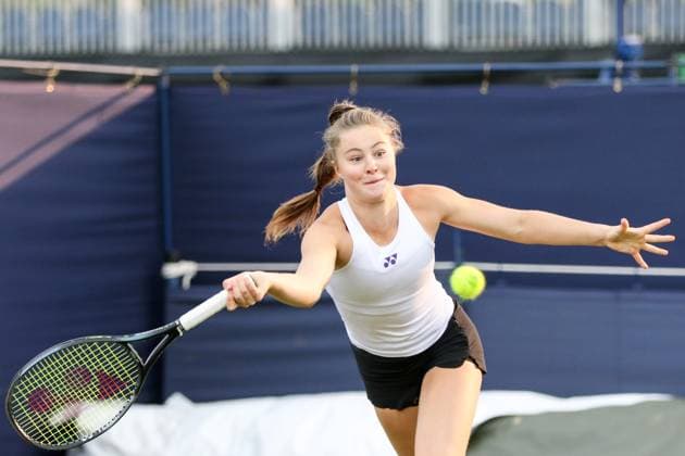Ilkley Tennis Club, England, June 8th 2025: Ruby Cooling during the WTA, Tennis Damen 125 Lexus Ilkley Open match with Celine Naef at Ilkley Tennis Club in Ilkley, England on June 8th 2025. (Sean Chandler SPP) Copyright: xSeanxChandlerx xSPPx spp-en-SeChSp-WTA 125 Lexus Ilkley Open - Celine Naef v Ruby Cooling - Ilkley Tennis Club-192F5A2710