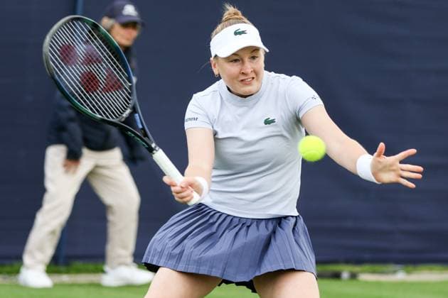 Ilkley Tennis Club, England, June 8th 2025: Celine Naef during the WTA, Tennis Damen 125 Lexus Ilkley Open match with Ruby Cooling at Ilkley Tennis Club in Ilkley, England on June 8th 2025. (Sean Chandler SPP) Copyright: xSeanxChandlerx xSPPx spp-en-SeChSp-WTA 125 Lexus Ilkley Open - Celine Naef v Ruby Cooling - Ilkley Tennis Club-212F5A2659