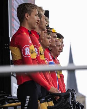 Team Uno-X Mobility during the presentation Team, during the Criterium du Dauphine, Stage 1, Domerat - Montlucon, 06 08 2025 - 195,8 km during Criterium du Dauphine 2025 - Stage 1, Street Cycling race in France, France, June 08 2025  Copyright: xStefanoxCavasino IPAxSportx xipa-agency.netx xx IPA_58816776 IPA_Agency_IPA58816776