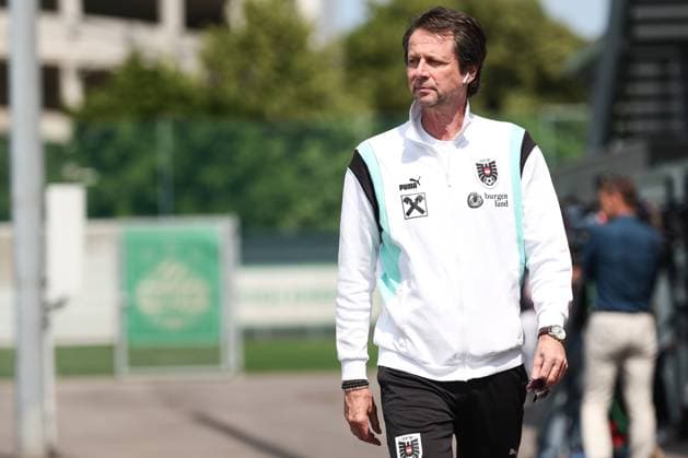 SOCCER - FIFA WC quali, SMR vs AUT VIENNA,AUSTRIA,09.JUN.25 - SOCCER - FIFA World Cup, WM, Weltmeisterschaft, Fussball 2026, European Qualifiers, group stage, OEFB international match, Länderspiel, Nationalmannschaft San Marino vs Austria, preview, training AUT. Image shows sporting director Peter Schoettel (OEFB). GEPAxpictures xArminxRauthner