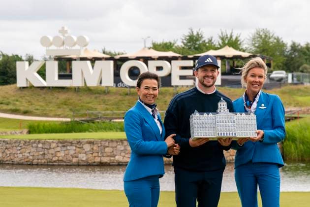 2025-06-08 KLM OPEN 2025 AMSTERDAM, THE NETHERLANDS - JUNE 8: Connor Syme of Scotland winner of the KLM Open 2025 me tde dames van de KLM during Round 4 of the KLM Open 2025, DP World Tour at The International on June 8, 2025 in Amsterdam, The Netherlands. Amsterdam The International The Netherlands Content not available for redistribution in The Netherlands directly or indirectly through any third parties. Copyright: xHenkxSeppenx