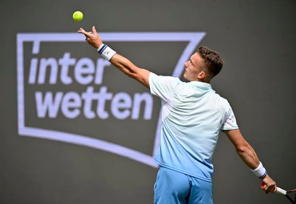 Jiri Lehecka CZE Action Action Serve Tennis Men BOSS Open ATP 500 Stuttgart 2025 Weissenhof BOSS Open ATP 500 Stuttgart 2025