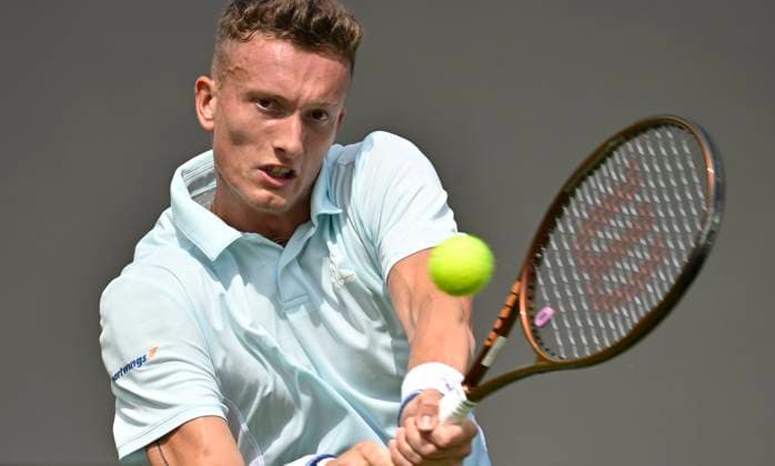 Jiri Lehecka CZE Action Tennis Men BOSS Open ATP 500 Stuttgart 2025 Weissenhof BOSS Open ATP 500 Stuttgart 2025