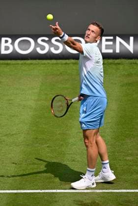 Jiri Lehecka CZE Action Serve Tennis Men BOSS Open ATP 500 Stuttgart 2025 Weissenhof BOSS Open ATP 500 Stuttgart 2025