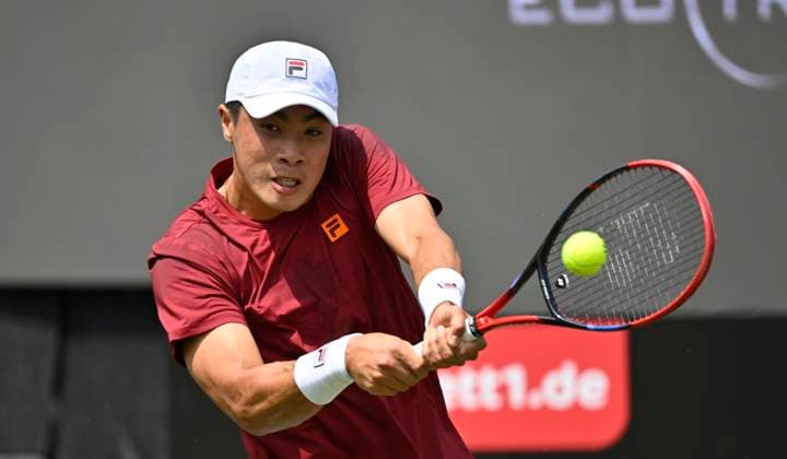 Brandon Nakashima USA Action Tennis Men BOSS Open ATP 500 Stuttgart 2025 Weissenhof BOSS Open ATP 500 Stuttgart 2025