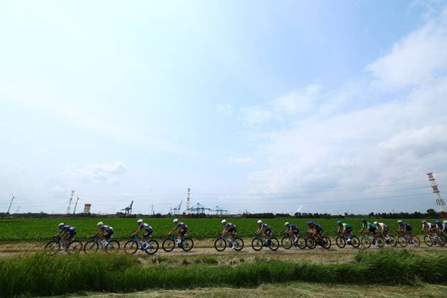 Polish Filip Maciejuk of RedBull-BORA-hansgrohe, Belgian Tuur Dens of Team Flanders Baloise and French Valentin Retailleau of TotalEnergies pictured in action during the Antwerp Port Epic men s elite one day cycling race, 182 km in and around Antwerp, second race (2 8) in the Lotto Belgium Cup, Monday 09 June 2025. DAVIDxPINTENS  x126521005x