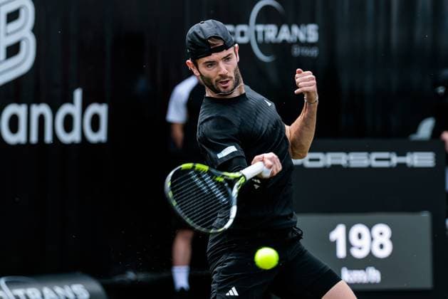 BOSS OPEN ATP250 09 06 2025 Jacob Fearnley GBR in his match against Brandon Nakashima USA BOSS OPEN ATP250 Stuttgart, Tennisclub Weissenhof on 09 06 2025 Copyright: xBEAUTIFULxSPORTS Wunderlx