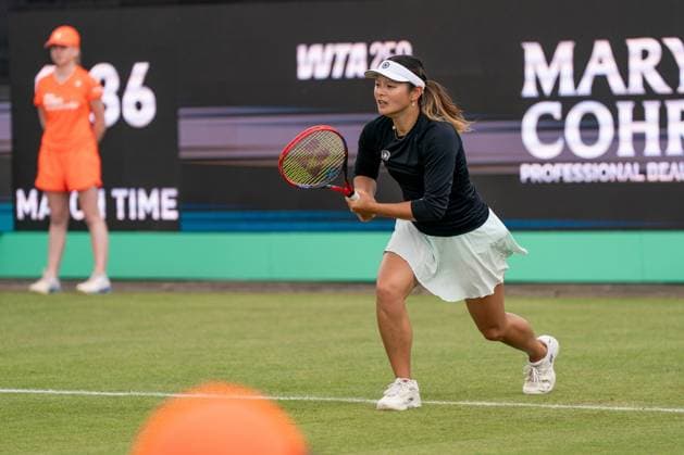 2025-06-09 2025 Libema Open Grass Court Championships ROSMALEN, NETHERLANDS - JUNE 9: Arianne Hartono of the Netherlands during Day One of 2025 Libema Open Grass Court Championships at Autotron on June 9, 2025 in Rosmalen, Netherlands. (Photo by Marleen Fouchier BSR Agency) Rosmalen Netherlands Content not available for redistribution in The Netherlands directly or indirectly through any third parties. Copyright: xBSRxAgencyx