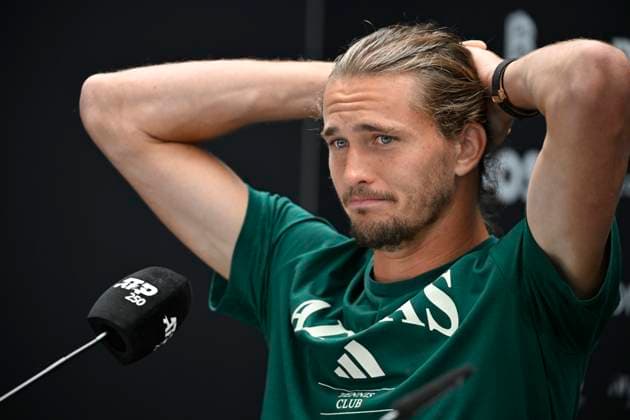 PK Press Conference Alexander Zverev GER thoughtful gesture gesture Tennis Men BOSS Open ATP 250 Stuttgart 2025 Weissenhof BOSS Open ATP 250 Stuttgart 2025