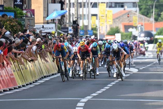09-06-2025 Criterium Du Dauphine Libere; Tappa 02 Premilhat - Issoire; 2025, Lidl - Trek; 2025, Alpecin - Deceuninck; Milan, Jonathan; Van Der Poel, Mathieu; Issoire; 