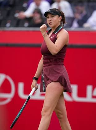 Amanda Anisimova (USA) during her round of 32 win at the WTA, Tennis Damen HSBC Championships at The Queen s Club, London, England on the 9 June 2025.  Copyright: xAndyxRowlandx PMI-6889-0004