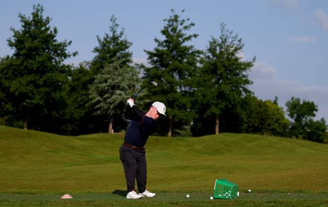 REPRO FREE *PRESS RELEASE NO REPRODUCTION FEE* EDITORIAL USE ONLY Golf Ireland ISPS Handa Irish G4D Open, Roganstown, Dublin 10 6 2025 Conal Flynn on the practice range Conal Flynn on the practice range 10 6 2025  Copyright: x INPHO JamesxCrombiex JCR16521