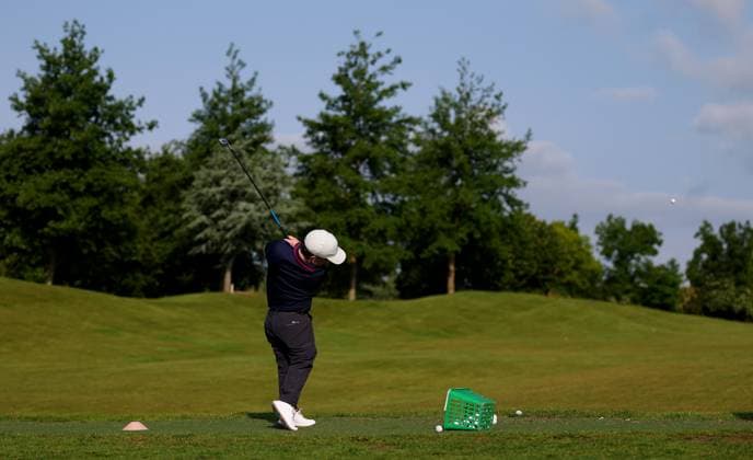 REPRO FREE *PRESS RELEASE NO REPRODUCTION FEE* EDITORIAL USE ONLY Golf Ireland ISPS Handa Irish G4D Open, Roganstown, Dublin 10 6 2025 Conal Flynn on the practice range Conal Flynn on the practice range 10 6 2025  Copyright: x INPHO JamesxCrombiex JCR16533