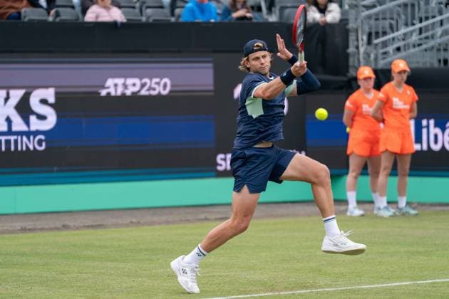 2025-06-10 2025 Libema Open Grass Court Championships Autotron ROSMALEN, NETHERLANDS - JUNE 10: Zizou Bergs of Belgium during the 2025 Libema Open Grass Court Championships at Autotron on June 10, 2025 in Rosmalen, Netherlands. Rosmalen Autotron Netherlands Content not available for redistribution in The Netherlands directly or indirectly through any third parties. Copyright: xMarleenxFouchierx