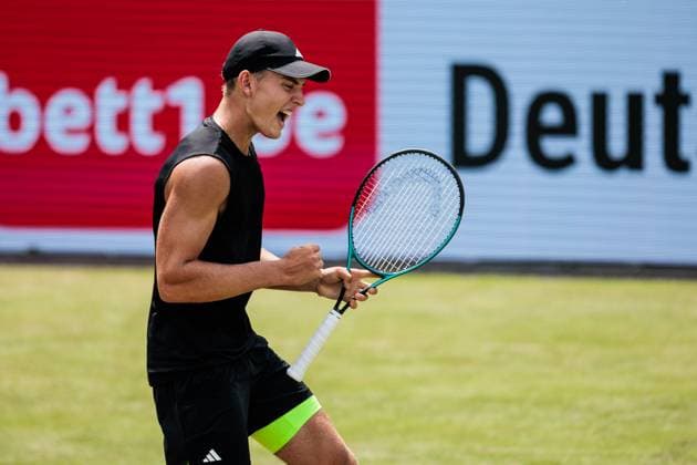 BOSS OPEN ATP250 10 06 2025 Justin Engel GER cheers in his match against James Duckworth AUS BOSS OPEN ATP250 Stuttgart, Tennisclub Weissenhof on 10 06 2025 Copyright: xBEAUTIFULxSPORTS Wunderlx