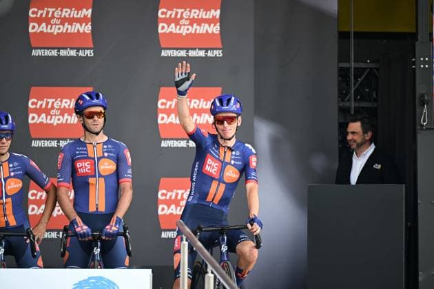 10-06-2025 Criterium Du Dauphine Libere; Tappa 03 Brioude - Charantonnay; 2025, Picnic - Postnl; Bardet, Romain; Brioude; 