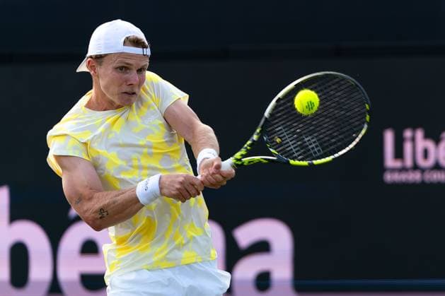2025-06-10 2025 Libema Open Grass Court Championships ROSMALEN, NETHERLANDS - JUNE 10: Jesper de Jong of the Netherlands in action during Day Two of 2025 Libema Open Grass Court Championships at Autotron on June 10, 2025 in Rosmalen, Netherlands. Rosmalen Autotron Netherlands Content not available for redistribution in The Netherlands directly or indirectly through any third parties. Copyright: xJorisxVerwijstx
