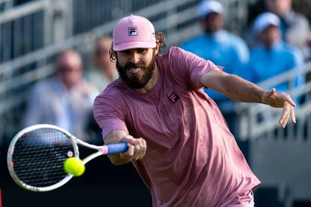 2025-06-10 2025 Libema Open Grass Court Championships ROSMALEN, NETHERLANDS - JUNE 10: Reilly Opelka of United States of America in action during Day Two of 2025 Libema Open Grass Court Championships at Autotron on June 10, 2025 in Rosmalen, Netherlands. Rosmalen Autotron Netherlands Content not available for redistribution in The Netherlands directly or indirectly through any third parties. Copyright: xJorisxVerwijstx