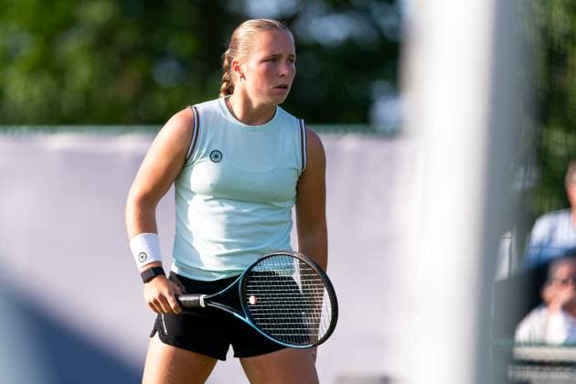 2025-06-10 2025 Libema Open Grass Court Championships ROSMALEN, NETHERLANDS - JUNE 10: Sarah van Emst of the Netherlands looks on during Day Two of 2025 Libema Open Grass Court Championships at Autotron on June 10, 2025 in Rosmalen, Netherlands. (Photo by Joris Verwijst BSR Agency) Rosmalen Netherlands Content not available for redistribution in The Netherlands directly or indirectly through any third parties. Copyright: xBSRxAgencyx