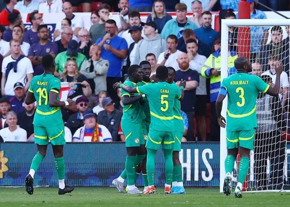 Ismaila Sarr of Senegal celebrates scoring a goal to make it 1-1 with their team-mates England v Senegal, International Friendly, Länderspiel, Nationalmannschaft Football, City Ground, Nottingham, UK - 10 Jun 2025 EDITORIAL USE ONLY No use with unauthorised audio, video, data, fixture lists, club league logos or live services. Online in-match use limited to 120 images, no video emulation. No use in betting, games or single club league player publications. Copyright: xMattxWest Shutterstockx 15350922aq