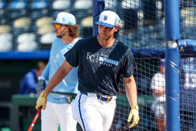 MLB, Baseball Herren, USA 2025: Yankees Vs Royals JUN 10 June 10, 2025: Kansas City Royals right fielder Jac Caglianone (14) prepares to take batting practice before a game against the New York Yankees at Kauffman Stadium in Kansas City, MO. David Smith CSM (Credit Image: Â David Smith Cal Media) Kansas City Mo United States of America EDITORIAL USE ONLY Copyright: xx ZUMA-20250610_zma_c04_005.jpg DavidxSmithx csmphotothree391317