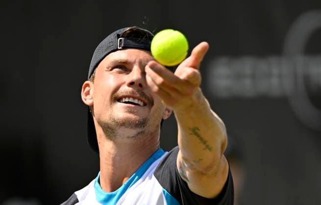 Marton Fucsovics HUN Action Serve Tennis Men BOSS Open ATP 250 Stuttgart 2025 Weissenhof BOSS Open ATP 250 Stuttgart 2025