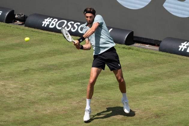 Arthur Rinderknech in action, Arthur Rinderknech vs Marton Fucsovics, Tennis, ATP Tournament, Boss Open, Center Court, Round of 16, 11 06 2025, Arthur Rinderknech vs Marton Fucsovics, Tennis, ATP Tournament, Boss Open, Center Court, Round of 16, 11 06 2025, Stuttgart Copyright: xEibner-Pressefoto EdwardxCheungx EP_ECG
