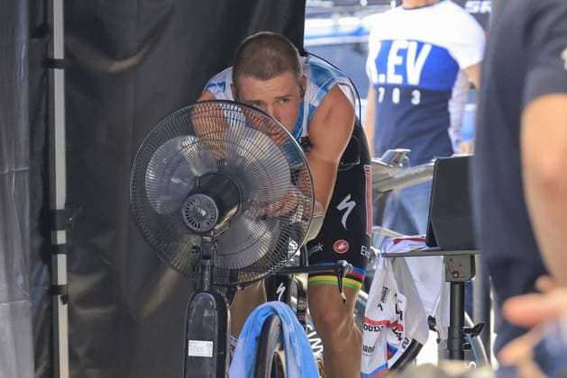 Remco Evenepoel, Soudal Quick-Step, during the warm, during the Criterium du Dauphine 2025, Cycling event, Stage 4, Individual Time Trial, Charmes-sur-Rhone > Saint-Peray (17,4 Km) on 11 June 2025 in Saint-Peray, France - during Criterium du Dauphine 2025 - Stage 4, Street Cycling race in France, France, June 11 2025  Copyright: xStefanoxCavasino IPAxSportx xipa-agency.netx xx IPA_58916639 IPA_Agency_IPA58916639