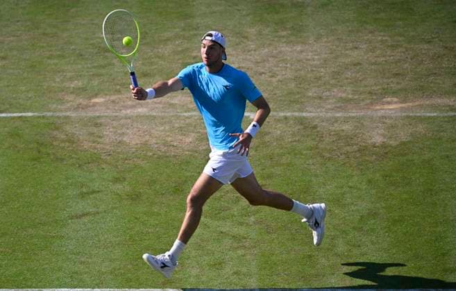 Jan Lennard Struff GER Action Tennis Men BOSS Open ATP 250 Stuttgart 2025 Weissenhof BOSS Open ATP 250 Stuttgart 2025