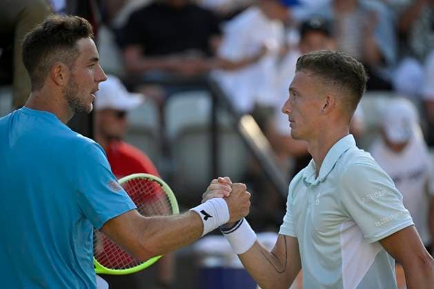 Jan Lennard Struff GER congratulates Jiri Lehecka CZE on winning the match Gesture Gesture Tennis Men BOSS Open ATP 250 Stuttgart 2025 Weissenhof BOSS Open ATP 250 Stuttgart 2025