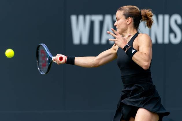 2025-06-11 2025 Libema Open Grass Court Championships ROSMALEN, NETHERLANDS - JUNE 11: Maria Sakkari of Greece in action during Day Three of 2025 Libema Open Grass Court Championships at Autotron on June 11, 2025 in Rosmalen, Netherlands. Rosmalen Autotron Netherlands Content not available for redistribution in The Netherlands directly or indirectly through any third parties. Copyright: xJorisxVerwijstx