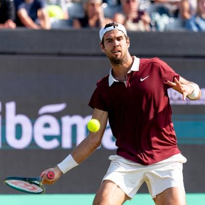 2025-06-11 2025 Libema Open Grass Court Championships ROSMALEN, NETHERLANDS - JUNE 11: Karen Khachanov of Russia in action during Day Three of 2025 Libema Open Grass Court Championships at Autotron on June 11, 2025 in Rosmalen, Netherlands. Rosmalen Autotron Netherlands Content not available for redistribution in The Netherlands directly or indirectly through any third parties. Copyright: xJorisxVerwijstx