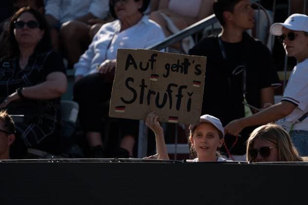 Struff Fans, Poster, Jan Lennard Struff vs Jiri Lehecja, Tennis, ATP Tournament, Boss Open, Center Court, Round of 16, 11 06 2025, Jan Lennard Struff vs Jiri Lehecja, Tennis, ATP Tournament, Boss Open, Center Court, Round of 16, 11 06 2025, Stuttgart Copyright: xEibner-Pressefoto EdwardxCheungx EP_ECG