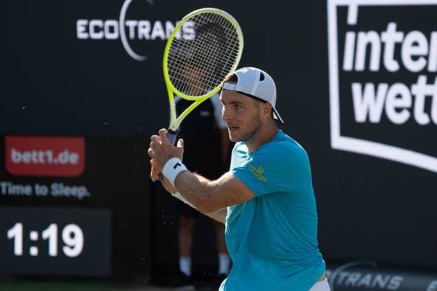 Jan Lennard Struff action, Jan Lennard Struff vs Jiri Lehecja, Tennis, ATP Tournament, Boss Open, Center Court, Round of 16, 11 06 2025, Jan Lennard Struff vs Jiri Lehecja, Tennis, ATP Tournament, Boss Open, Center Court, Round of 16, 11 06 2025, Stuttgart Copyright: xEibner-Pressefoto EdwardxCheungx EP_ECG