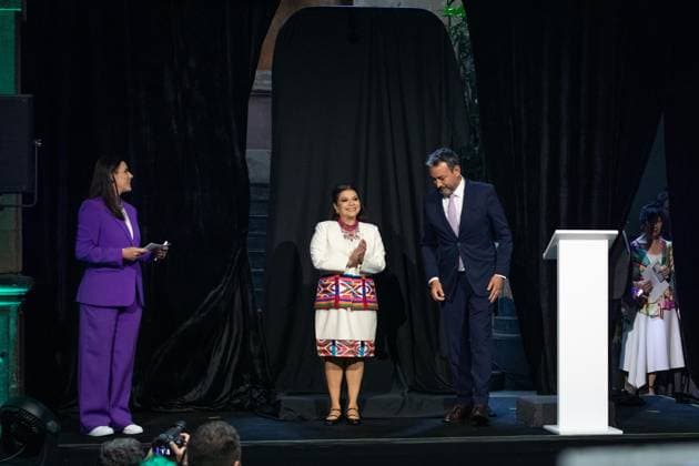 Unveiling of World Cup countdown clock in Mexico City MEXICO CITY, MEXICO - JUNE 11: The road to the 2026 FIFA World Cup, WM, Weltmeisterschaft, Fussball officially began with the unveiling of the countdown clock in Mexico City, Mexico on June 11, 2025. Fans gathered to celebrate the milestone, marking the final stretch before the world s biggest football tournament returns. With Mexico, the United States, and Canada set to host, preparations are in full swing for a World Cup. Clara Brugada, Mayor of Mexico City, stands in front of the FIFA World Cup countdown clock alongside Jurgen Mainka, Director of FIFA Mexico during the ceremony. Grace Hie Yoon Anadolu Mexico City Mexico. Editorial use only. Please get in touch for any other usage.  Copyright: x2025xAnadoluxGracexHiexYoonx