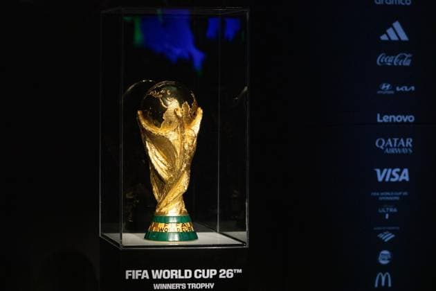 Unveiling of World Cup countdown clock in Mexico City MEXICO CITY, MEXICO - JUNE 11: A view of the trophy as the road to the 2026 FIFA World Cup, WM, Weltmeisterschaft, Fussball officially began with the unveiling of the countdown clock in Mexico City, Mexico on June 11, 2025. Fans gathered to celebrate the milestone, marking the final stretch before the world s biggest football tournament returns. With Mexico, the United States, and Canada set to host, preparations are in full swing for a World Cup. Grace Hie Yoon Anadolu Mexico City Mexico. Editorial use only. Please get in touch for any other usage.  Copyright: x2025xAnadoluxGracexHiexYoonx