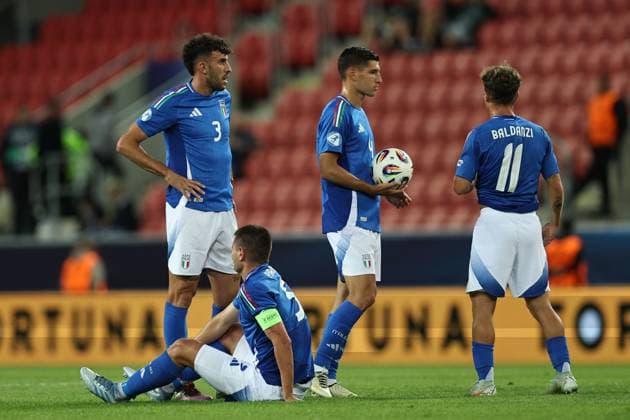 Lorenzo Pirola (Italy U21, U 21 Matteo Ruggeri (Italy U21)Matteo Prati (Italy U21) Tommaso Baldanzi (Italy U21) during the UEFA Under 21 Slovakia 2025 match between Italy U21 1-0 Romania U21 at Malatinsky Stadium Stadium on June 11, 2025 in Trnava, Slovakia. Noxthirdxpartyxsales  (294654651)