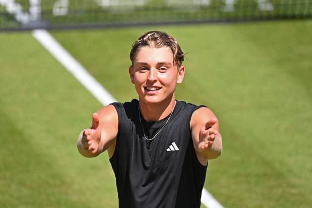 Justin ENGEL GER , cheering,joy,enthusiasm,action,single picture,cropped single motif,half figure,half figure Tennis Boss Open 2025 on 12 06 2025 at the Weissenhof in Stuttgart,