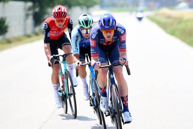 Criterium du Dauphine 2025 Stage 5 MACON, FRANCE - JUNE 12 : Leijnse Enzo (NED) of Team Picnic PostNL, Thierry Pierre (FRA) of Arkea - B&B Hotels, Labrosse Jordan (FRA) of Decathlon AG2R La Mondiale Team during stage 5 of the 77th edition of Criterium du Dauphine Libere an UCI World Tour 2.UWT cycling road race stage for Men Elite of 183 km with start in Saint-Priest and finish in Macon on June 12, 2025 in Macon, France, 12 06 2025 ( Motordriver Kenny Verfaillie - Macon France  Copyright: xVincentxKalutx