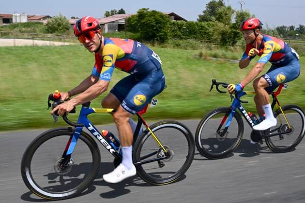 Criterium du Dauphine 2025 Stage 5 MACON, FRANCE - JUNE 12 : Stuyven Jasper (BEL) of Lidl - Trek, Milan Jonathan (ITA) of Lidl - Trek during stage 5 of the 77th edition of Criterium du Dauphine Libere an UCI World Tour 2.UWT cycling road race stage for Men Elite of 183 km with start in Saint-Priest and finish in Macon on June 12, 2025 in Macon, France, 12 06 2025 ( Motordriver Kenny Verfaillie - Macon France  Copyright: xVincentxKalutx