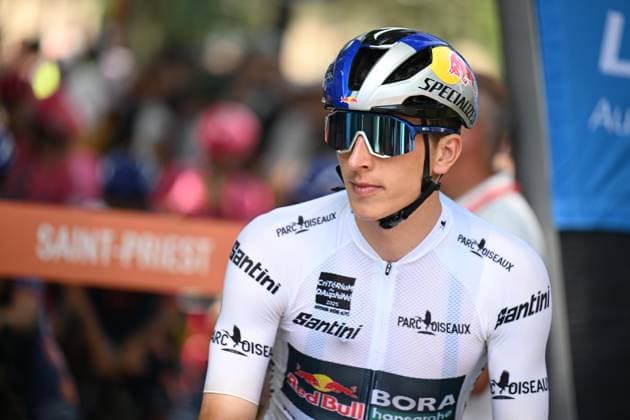 12-06-2025 Criterium Du Dauphine Libere; Tappa 05 Saint Priest - Macon; 2025, Red Bull - Bora Hansgrohe; Lipowitz, Florian; Saint Priest; 